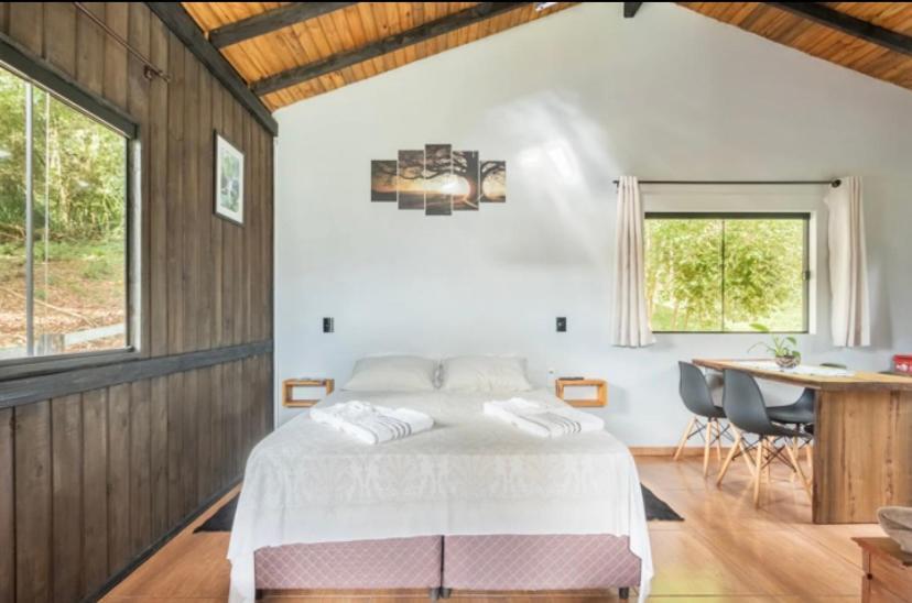 Cabana Sassafras Com Hidromassagem アウフレド・ヴァギネル エクステリア 写真