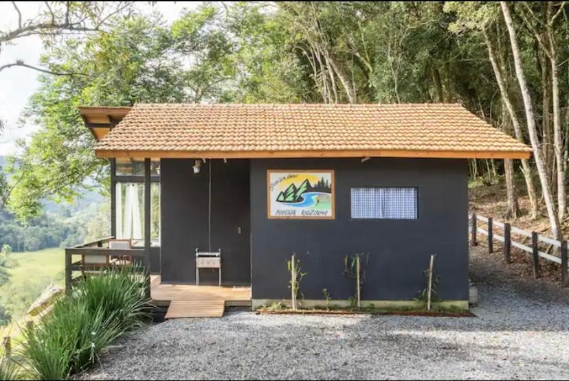 Cabana Sassafras Com Hidromassagem アウフレド・ヴァギネル エクステリア 写真